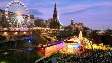 christmas market edinburgh