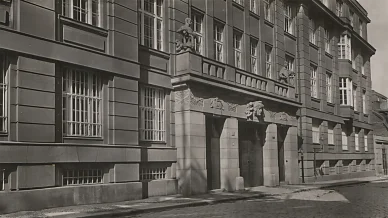 Budova českého ministerstva financí 1919 fasáda