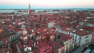 Veduta moderna di Venezia Veduta moderna di Venezia