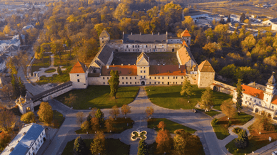 Місто Жовква