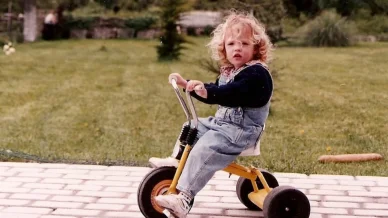 Susana Abaitua en su infancia