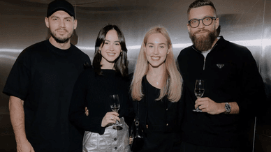 Ведучий Нікіта Добринін, блогерка та власниця бренду CHER'17 Тетяна Парфільєва, блогерка Даша Квіткова та чоловік Тетяни, співзасновник бренду Іван Кришталь