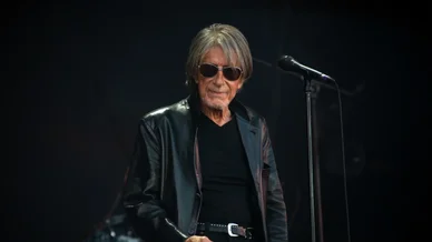Jacques Dutronc en concert.