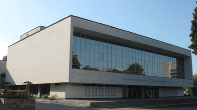 Драматичний театр