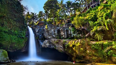 Tegenungan waterfall