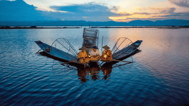 Рибалки на озері Інле
