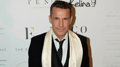 Benjamin Castaldi biographie carrière TV. Benjamin Castaldi animateur télévision française.