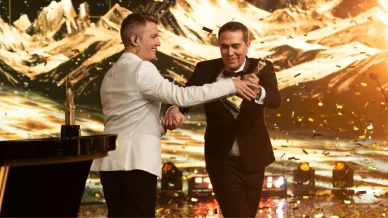Santiago del Moro recibe Martín Fierro de Oro Santiago del Moro recibe Martín Fierro de Oro