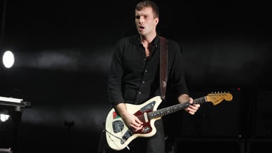 wolf alice guitarist