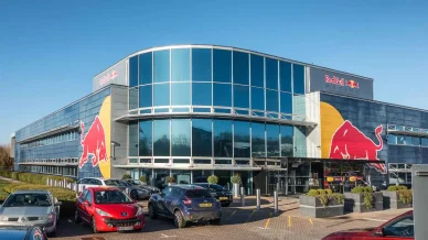 Sede Red Bull Racing Red Bull a Milton Keynes