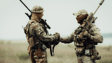 СВ, військові