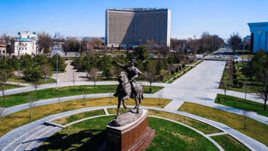 Центральна площа Аміра Темура в Ташкенті, Узбекистан