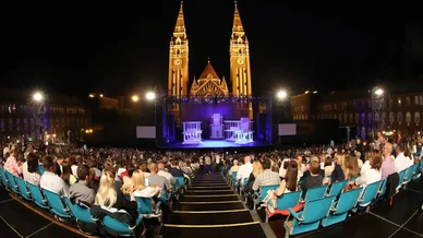Színpad Szegedi Szabadtéri Játékok Szegedi Szabadtéri Játékok