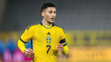 Roony Bardghji i det svenska landslaget Roony Bardghji i det svenska landslaget