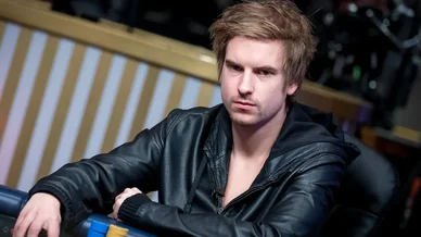 Viktor Blom Viktor Blom - huvudfoto