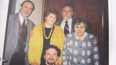 Марія Григорівна (крайня праворуч) із сином Богданом та внуком Дмитром