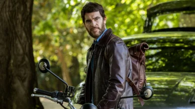 Alfonso Bassave en la película «El favor» Alfonso Bassave en la película «El favor»
