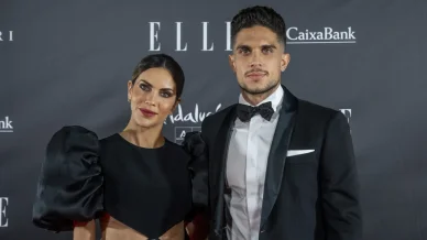 Marc Bartra y Melissa Jiménez Marc Bartra y Melissa Jiménez