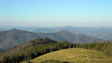 Символічна вершина Маґура