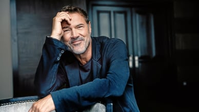 Sebastian Koch – erfahrener Schauspieler, bekannt für seine dramatischen Rollen