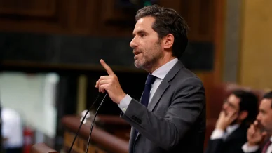 Borja Semper interviene en el primer pleno del Congreso de la XV Borja Semper interviene en el primer pleno del Congreso de la XV