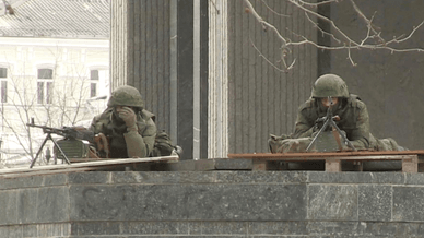 Військові окупували Верховну Раду АРК