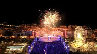 Feu d'artifice au Carnaval de Nice 2025.