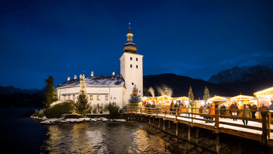 Schloss Ort während der Winterfeiertage
