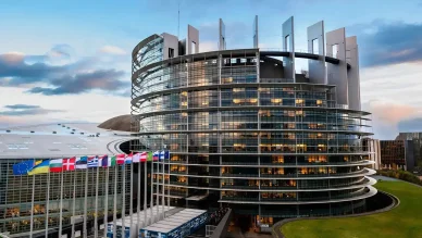 Az Európai Parlament épülete Brüsszelben Európai Parlament Brüsszel