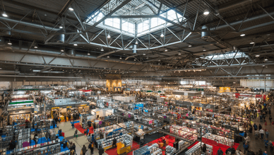 Familien besuchen Leipziger Buchmesse 2026