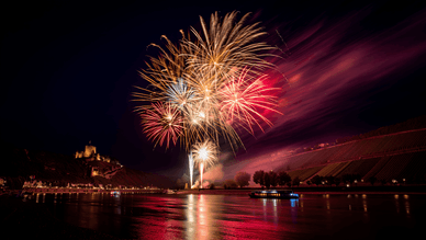Die besten Aussichtspunkte für „Rhein in Flammen“ – die Koblenzer Uferpromenade und die Festung Ehrenbreitstein