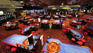 Zona poker del Casino Perla
