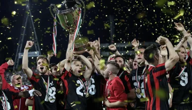 A Honvéd-Videoton mérkőzés az NB I utolsó fordulójában Budapest Honvéd FC bajnokai