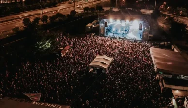 A Barba Negra színpad