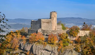Jak dojechać do zamku Zamek Chojnik — jak dojechać do zamku