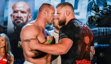 Mariusz Pudzianowski z Karolem Bedorfem Mariusz Pudzanowski i Karol Bedorf w 2018 roku w Gdańsku