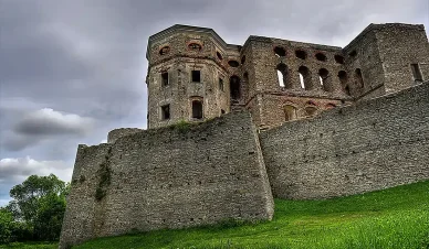 Godziny otwarcia i ceny biletów Zamek Krzyżtopór — godziny otwarcia i ceny biletów