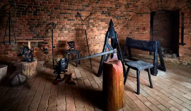 Zamek Nimodlin sala tortur