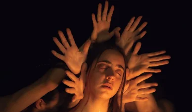 θέατρο της Επιδαύρου Παράσταση του σκηνοθέτη Μάριο Μπανούσι