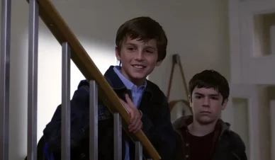 Timothée Chalamet scène de Law & Order. Timothée Chalamet jeune dans Law & Order.