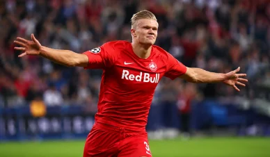Erling Braut Haaland w Red Bull Salzburg