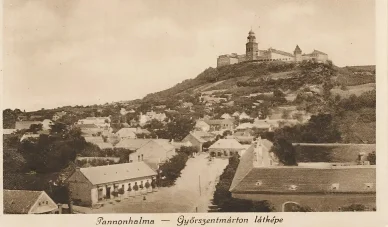 Kilátás Pannonhalmára Pannonhalmi Bencés Főapátság