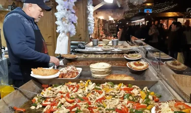 Ételek a budapesti karácsonyi vásárokon Ételek a vásárokon
