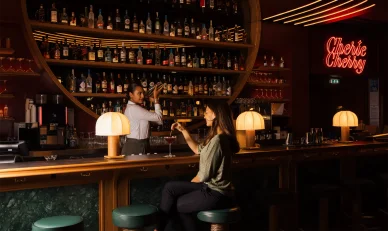 Casino Barrière Cannes, cocktails au Chérie Cherry. Bar Chérie Cherry du Casino Barrière Cannes.