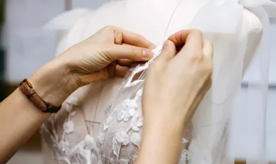 A menyasszonyi ruha elkészítése