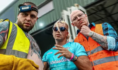 Skolim z duetem Bungee