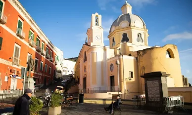 L'antica Abbazia di San Michele Arcangelo a Procida l'Abbazia di San Michele Arcangelo