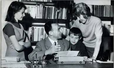 Primo Levi con la moglie e i figli Primo Levi figli