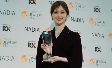 受賞歴 白石麻衣