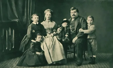 Gaspare Campari con la sua famiglia fondatore Campari